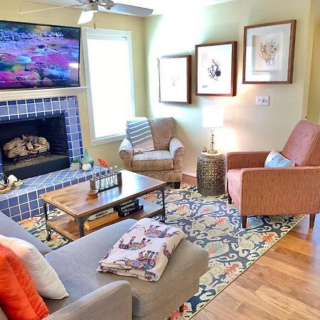 The Comforts' Inn: Mountain Escape Mountainaire Экстерьер фото